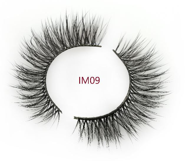 12 Slots -Display with Magnetic Lashes with eyeliner - VIP Extensions