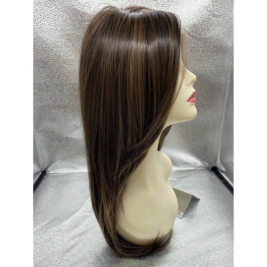 SCENE STEALER - Wig by Raquel Welch - VIP Extensions