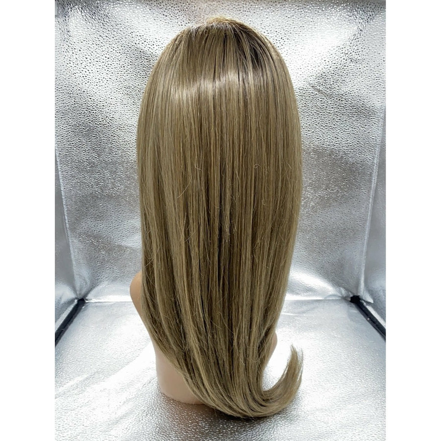 SCENE STEALER - Wig by Raquel Welch - VIP Extensions