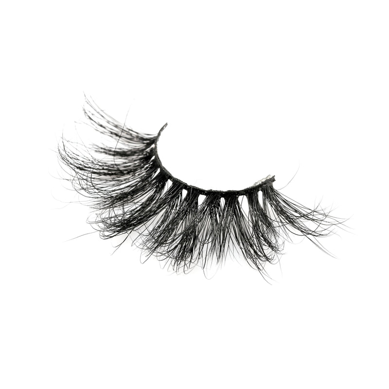 NEW!! VIP Long Dramatic Mink Lashes!!